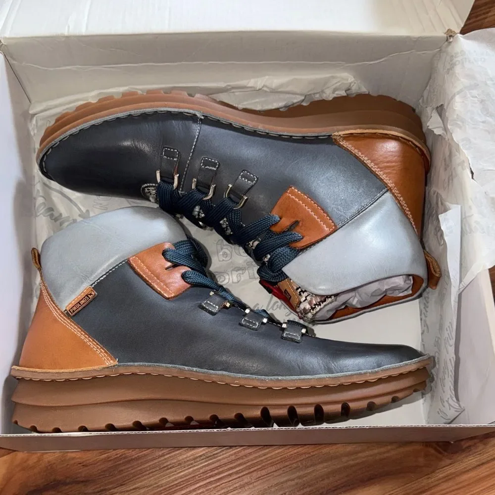 PIKOLINOS Men's Two-Tone Leather Chukka Boots in Black, Gray & Tan